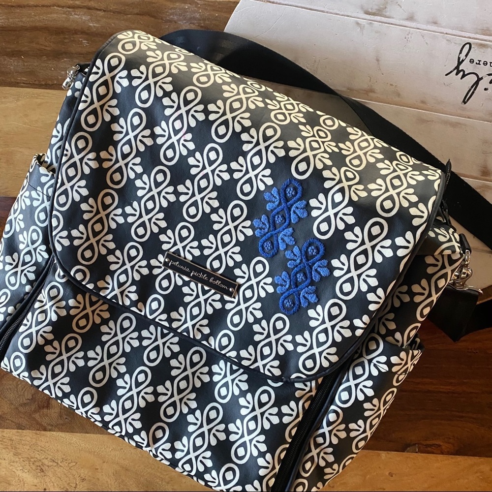 Like new Petunia Pickle Bottom Diaper Bag
